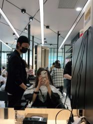 -HAIR CORNER