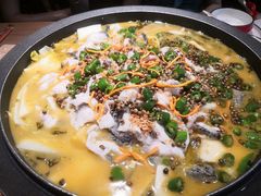-山城外·非遗酸菜鱼(蜀都万达店)