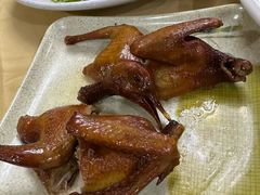红烧乳鸽-吉莲利苑海鲜酒家(珠海拱北28年老字号店)