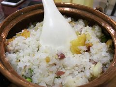 -姚记抚仙湖石锅鱼庄