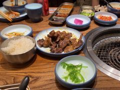 -明洞阿姨·韩式酱蟹烤肉·创意料理(三元桥店)