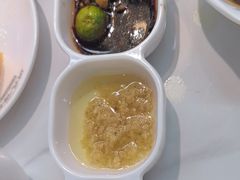 -洪氏嗨捞·广东猪肚鸡·椰子鸡火锅(西咸万象城店)