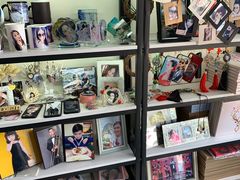 -红裙子照相馆(曹安路轻纺市场店)