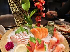 -蟹犇前•帝王蟹雪蟹(陆家嘴店)