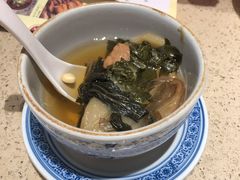 菜干炖猪肺汤-满得意茶餐厅·顺德家常菜·港式经典(大良店)