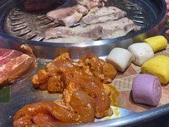 -哈哈碳都·牛肋条无限自助烤肉(宝龙店)