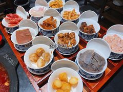 十二道锋味-重庆古老火锅