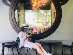 -莓园冰淇淋店