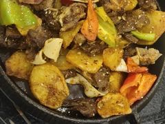 -撒拉人家.酸菜牦牛肉火锅