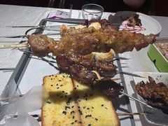 羊肉串-记忆串城·东北烧烤·小龙虾·大型团建(南油店)