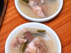 -荣基四海一家·家常菜·海鲜大排档(新安店)
