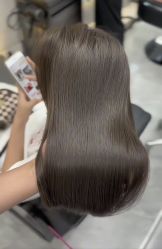 -东方美妍