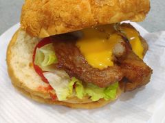 豬扒菠蘿油-华嫂冰室(尖沙咀店)