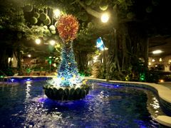 -泉城欧乐堡戏水湾艺术养生温泉