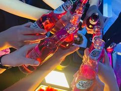 -赛博LIVE SHOW酒吧