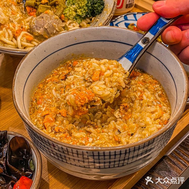 上海这碗蟹粉捞饭真的很顶🦀️！！！