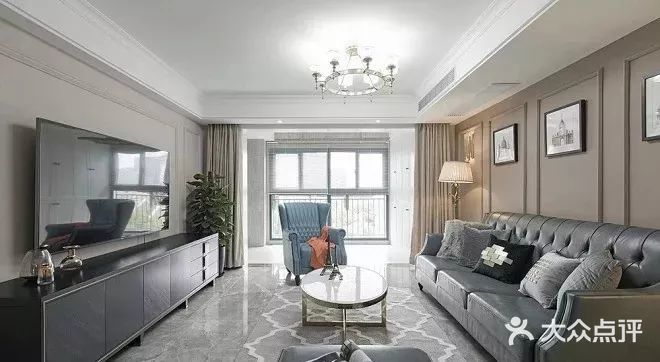 今日分享简单吊顶超大气，个性背景墙超高级