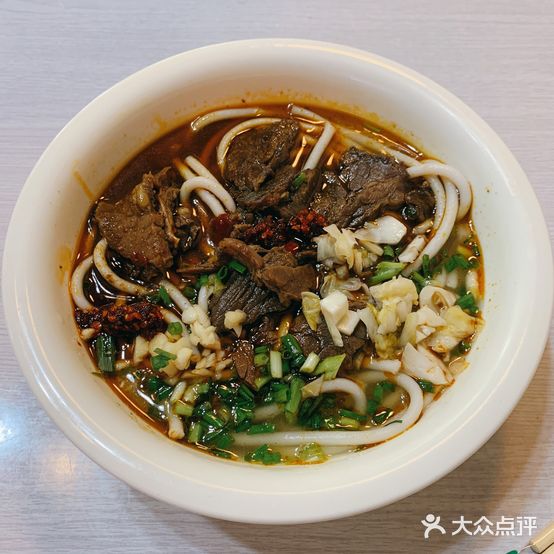 曾鑫塬邵阳粉面馆(大桥店)