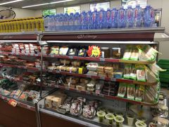 -全家便利店(莲花池东路店)