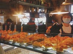 面包甜点陈列柜-仙峰天然面包(迎宾路店)