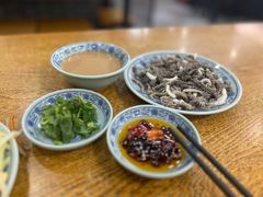 老北京爆肚-门框胡同百年卤煮(新街口店)