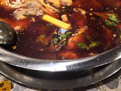 -肖肖酸萝卜鱼火锅(总店)