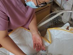 -小蝌蚪·寻·月嫂(松江妇幼店)