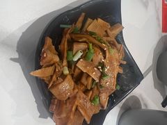 -馋三尺蟹粉小笼(人民广场店)