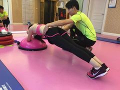 -思迈威健身(积玉桥万达店)