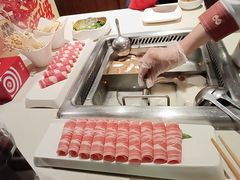 -海底捞火锅鲜切牛肉主题店(长寿路店)