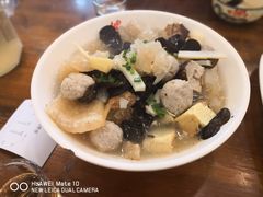 -侬佳蒸菜馆(听潮店)