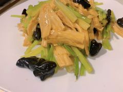 -老牌坊鲁菜名店(宽厚里店)