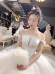 -艾米丽婚纱礼服