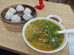 -珊珊小笼馆(仙霞路店)