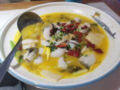 -荷塘秋月·本帮江浙菜(国权路店)