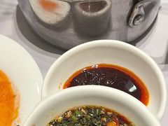 -红鼎豆捞·非遗鲍皇汤火锅(宝丰路店)