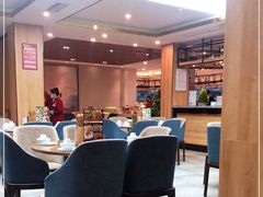 大堂-有红鸡毛店·川菜(建设路店)