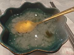 桂花桃胶银耳羹-五岳宫·私房菜