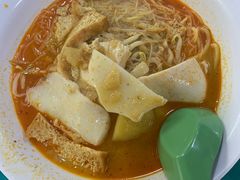 -亚王咖喱鸡米粉面