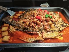 -辣尚瘾·烤鱼·新川菜(交大直营店)