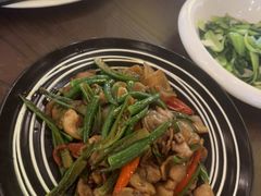 两头乌小炒肉-HOHO餐厅(古子城店)