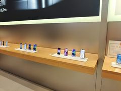 -Apple零售店(华贸购物中心店)