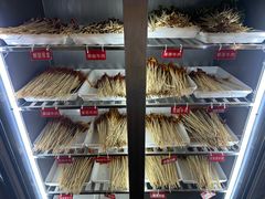 -拈签一笑黄牛肉辣卤串串
