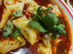 火锅抄手-八二小区抄手(龙湖上城天街店)