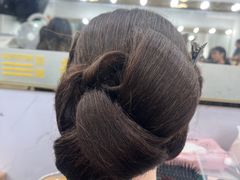 -首脑美容美发化妆美甲培训学校(龙岗校区)