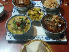 -窄巷子陕菜馆·地道陕西菜(粉巷店)
