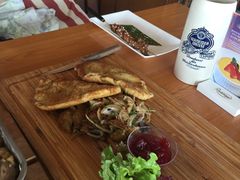 -LENBACH兰巴赫西餐啤酒坊(大连星海广场店)