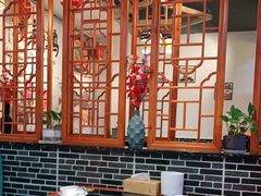 大堂-六州府地锅鸡·农家菜·龙虾(未来科技城店)