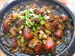 酸菜红烧肉-十吉老砂锅(天生丽街生活馆店)