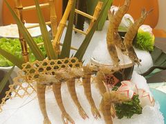 -鼎泰亨·海鲜牛肉餐厅(滨江店)